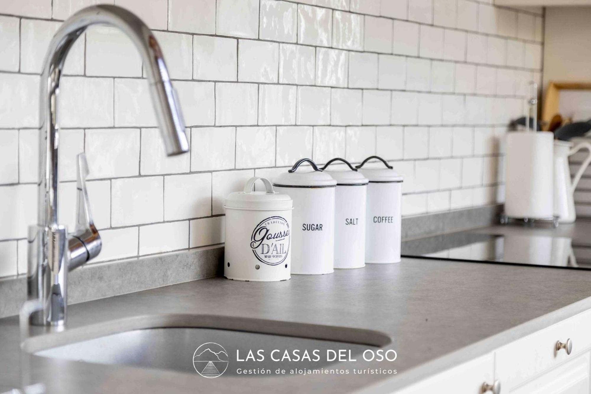 El Mirador De San Trocaya - Las Casas Del Oso Villamarcel Esterno foto